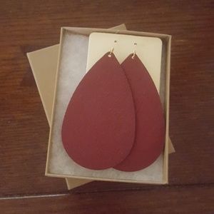 Nickel & Suede Merlot leather earrings
